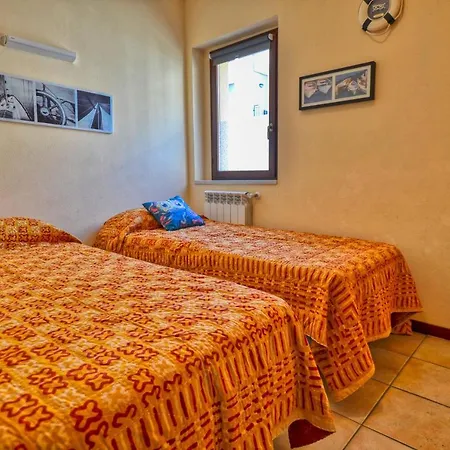 Apartment Cipresso 33 Acquaseria
